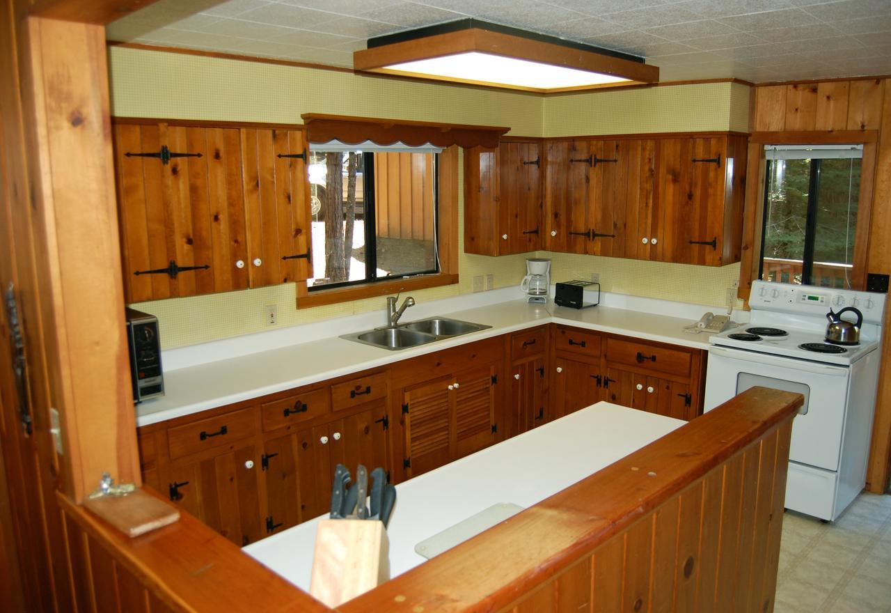 9s Pine Chalet *