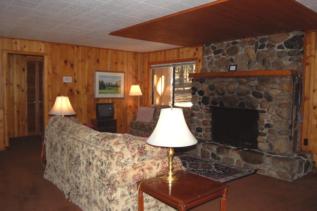 9s Pine * South Wawona